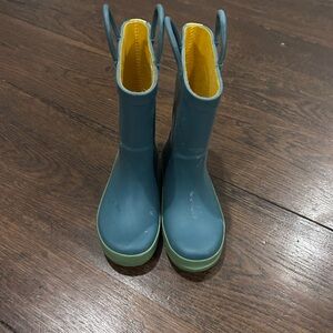 Cat & Jack Kids Rain Boots with Yellow Lining